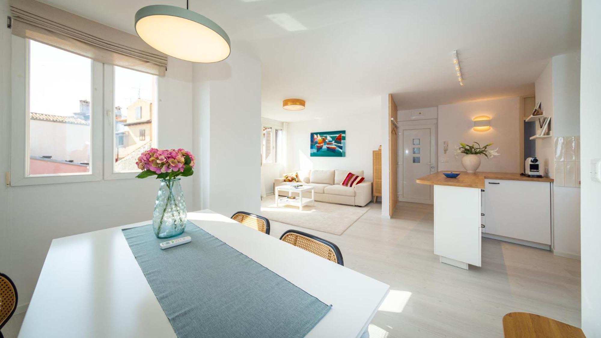 Rubini - Modern Apartment In The Heart Of Old روفينج المظهر الخارجي الصورة